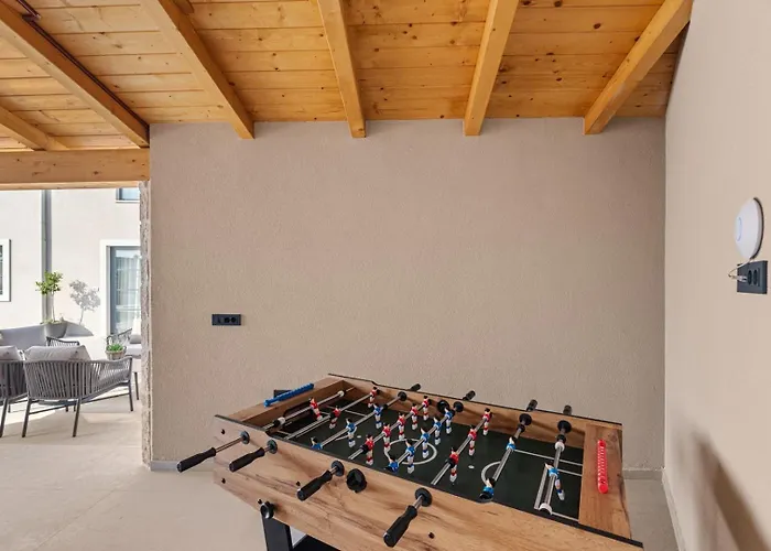 Madora With Private Pool And Bbq